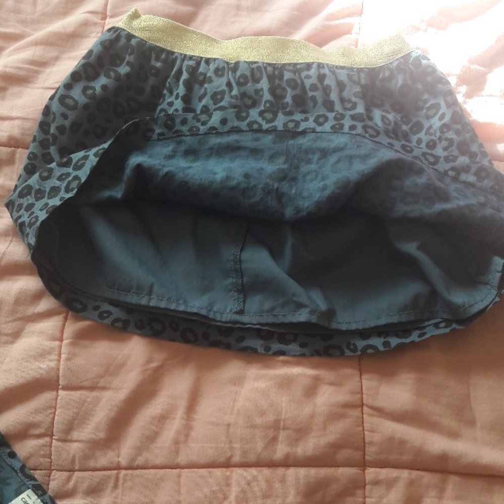 Carter's Kid, top and skirt. - Picture 3 of 5
